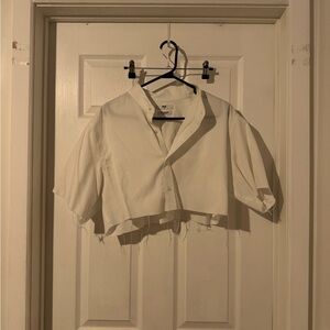 Uniqlo Cream Cropped Shirt